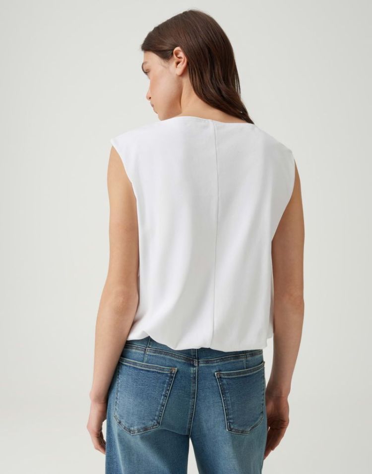  10 white