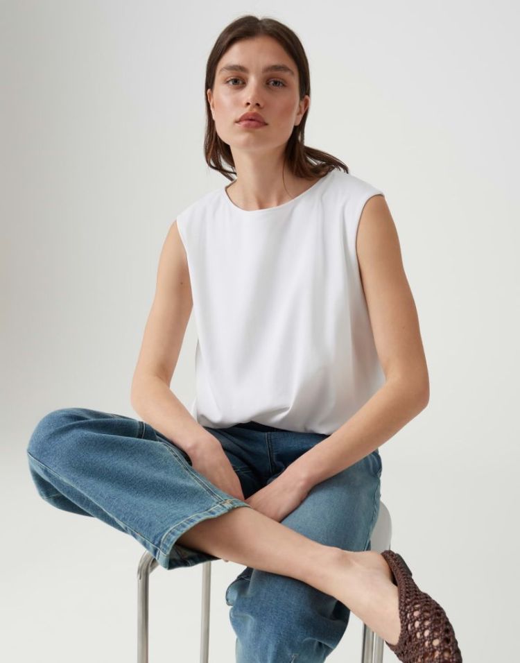  10 white