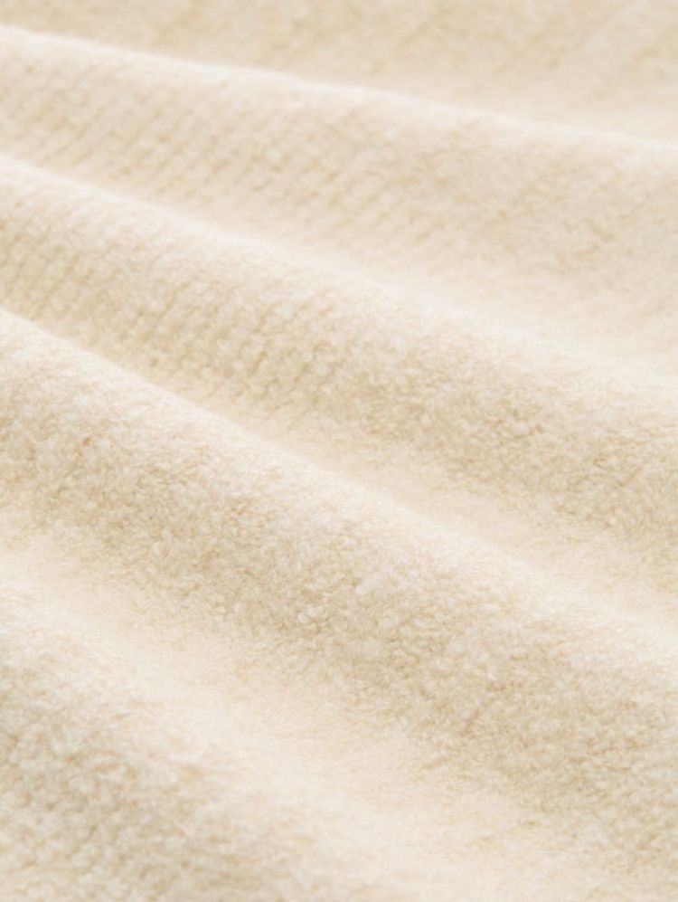  41090