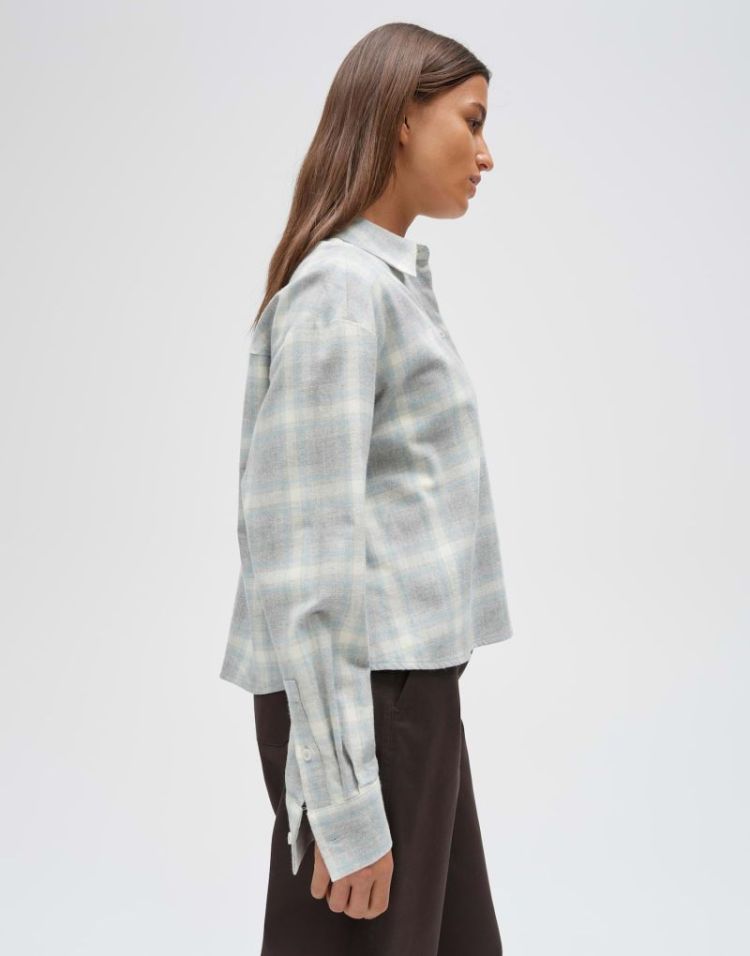  8056 hazy fog m