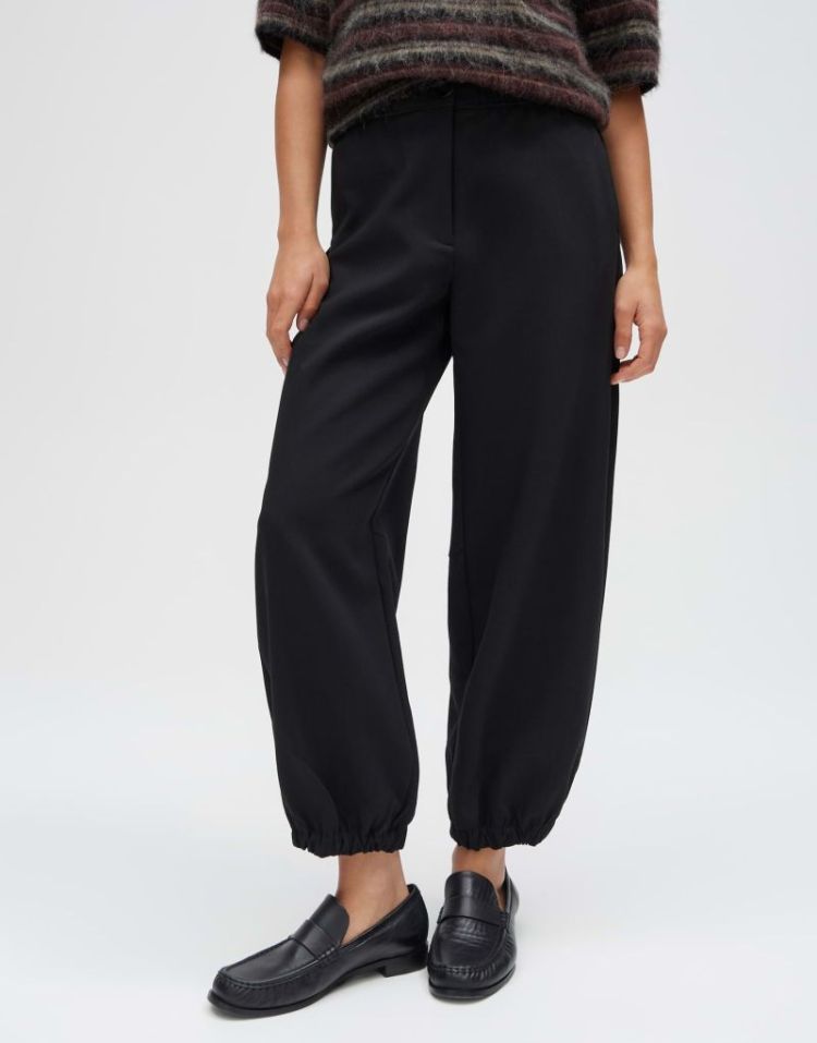  900 black