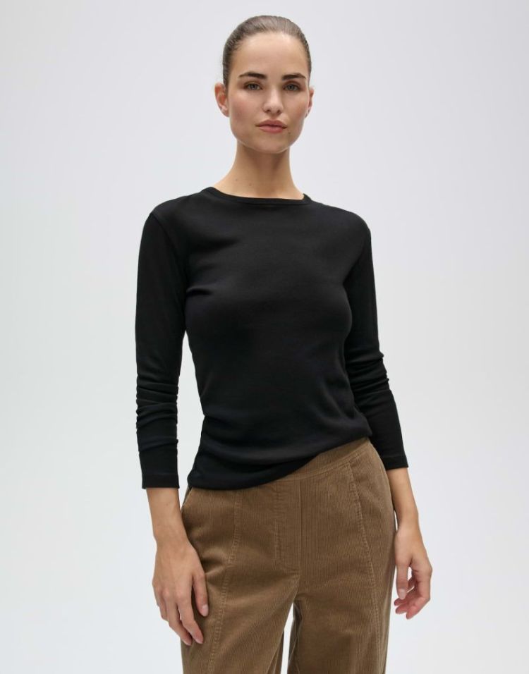  900 black