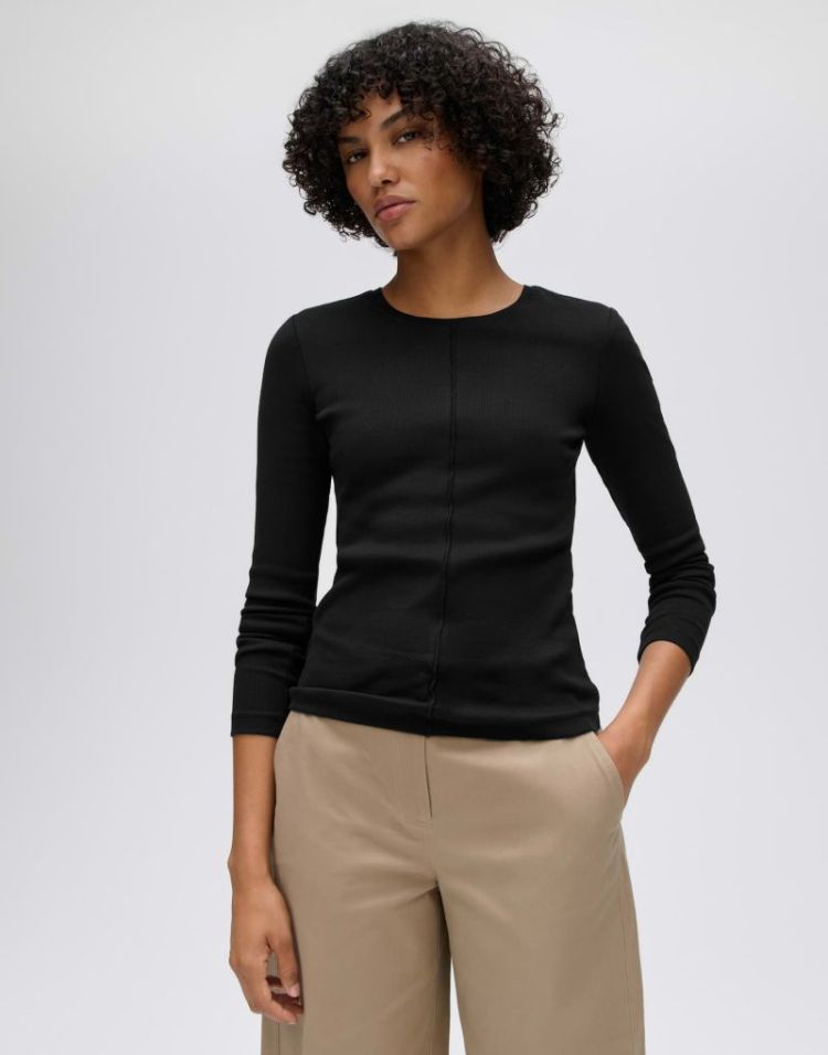 900 black