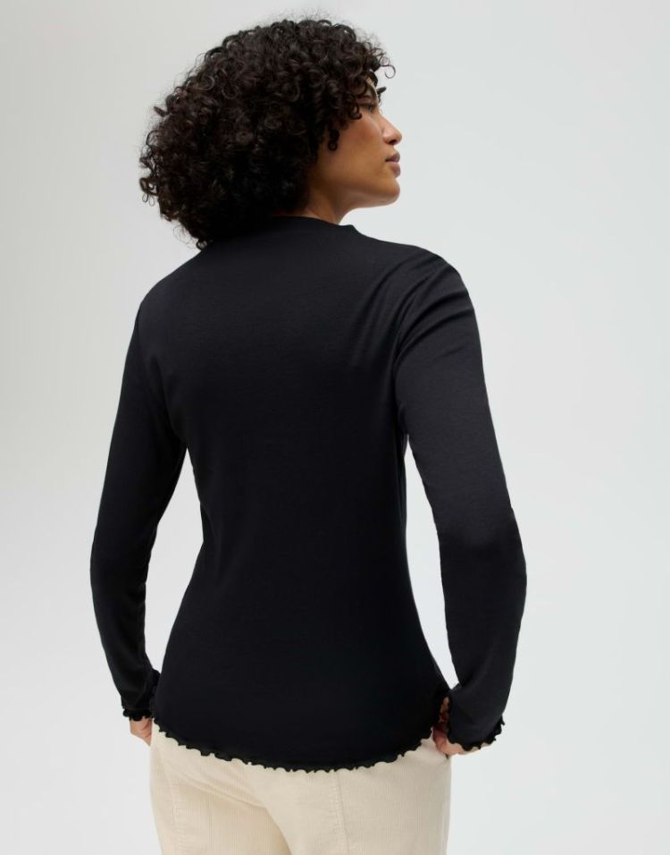  900 black