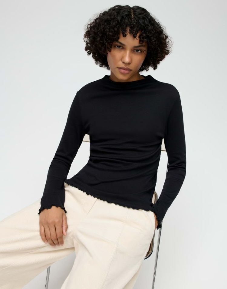  900 black