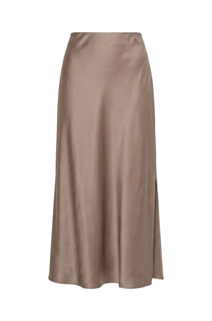  LIGHT TAUPE