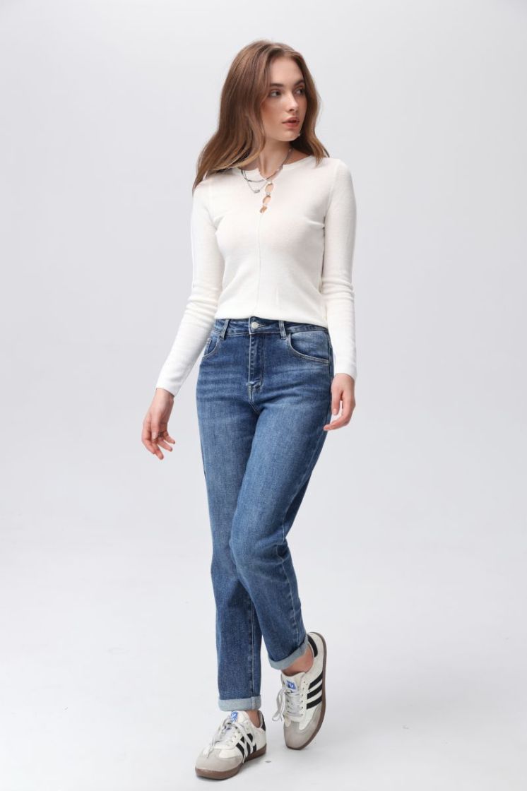 11 JEANS